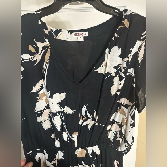 Floral Black and White Womens Dress - Picture 4 of 6